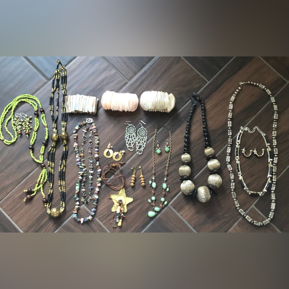 Vintage 19 Piece Boho Jewelry Lot